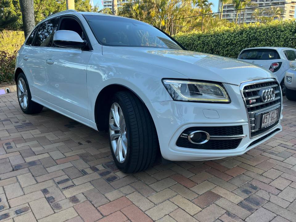 Audi SQ51a.jpg